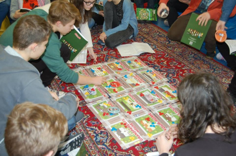 Gra Town - wersja wielkoformatowa, gra edukacyjna, angielski, gra językowa, pomoce dydaktyczne Gra Town - wersja wielkoformatowa, gra edukacyjna, angielski, gra językowa, pomoce dydaktyczne
